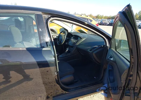 2016 Ford Focus Se из США, поврежденный, VIN 1FADP3F27GL232083